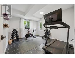 4 EASTVIEW CRESCENT - 24