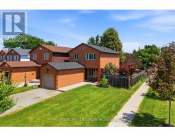 291 WOODLAWN CRESCENT - 1