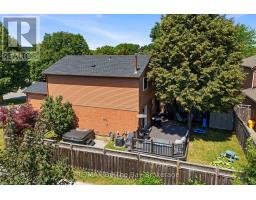 291 WOODLAWN CRESCENT - 24