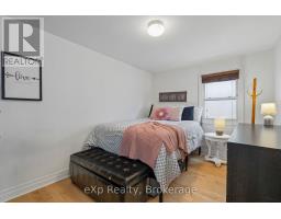 313 BARTLETT AVENUE N - 27