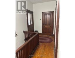 16 PETER STREET S - 31