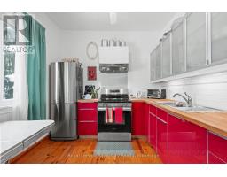 138 ARTHUR STREET N - 5