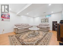 47 ARGYLE DRIVE - 32
