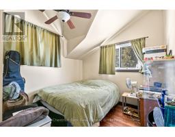 12 FERNDALE ROAD - 21