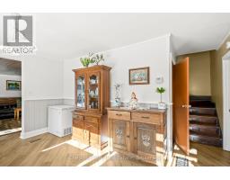 12 FERNDALE ROAD - 8