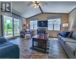 157 - 13 SOUTHLINE AVENUE - 10