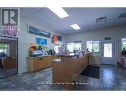 157 - 13 SOUTHLINE AVENUE - 32