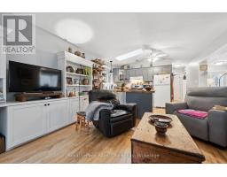 10 SPRUCE AVENUE - 12