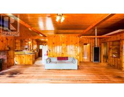 40 VOZKA DRIVE - 23