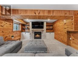 3 CATHCART STREET - 31