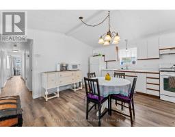 12 IROQUOIS LANE - 10