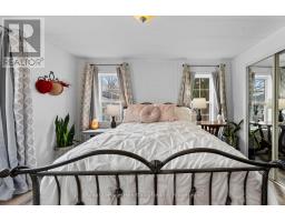 12 IROQUOIS LANE - 27