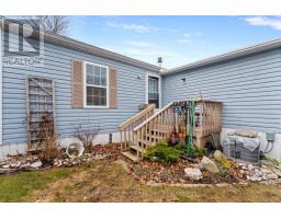 12 IROQUOIS LANE - 30