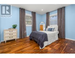 30 KITCHEN ROAD S - 13