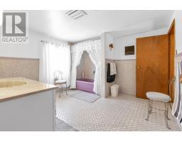 241 4TH AVENUE - 21