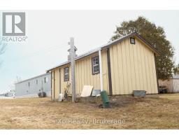 UNIT No.41 - 302694 DOUGLAS STREET - 17
