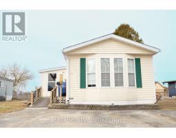 UNIT No.41 - 302694 DOUGLAS STREET - 2