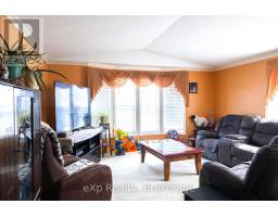 UNIT No.41 - 302694 DOUGLAS STREET - 6
