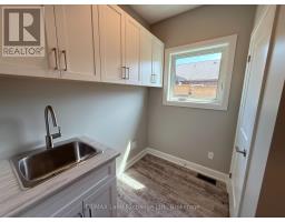 UNIT 2 - 8 GOLF LINKS ROAD - 20