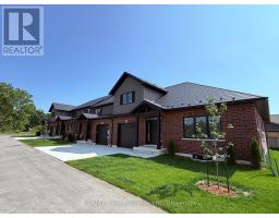 UNIT 2 - 8 GOLF LINKS ROAD - 25