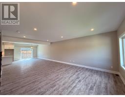UNIT 2 - 8 GOLF LINKS ROAD - 3