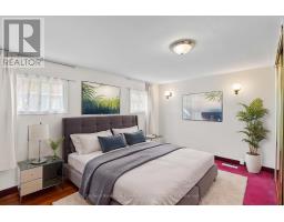 28 SUTTON DRIVE - 19