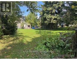 28 QUEEN STREET W - 7