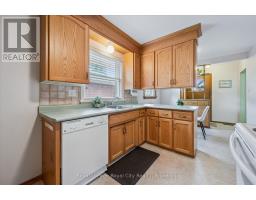 10 PAUL AVENUE - 15