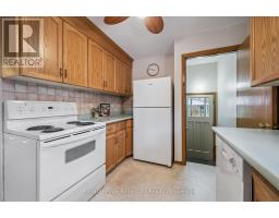 10 PAUL AVENUE - 17