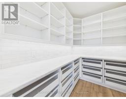 39 MERCEDES CRESCENT - 11