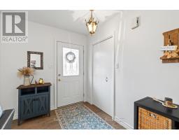 40 ARTHUR STREET W - 4
