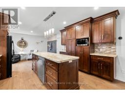 40 ARTHUR STREET W - 8