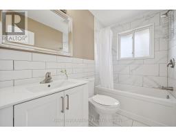 16 KENWOOD CRESCENT - 19