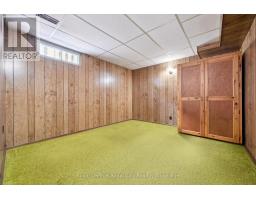 16 KENWOOD CRESCENT - 24