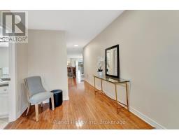 16 WINTERBERRY LANE - 4