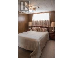 458523 8 CONCESSION - 22