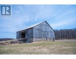 458523 8 CONCESSION - 38
