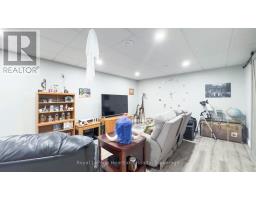 13 - 33 FAIRHAVEN LANE - 27