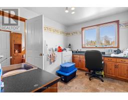 173987 MULOCK ROAD - 25