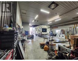 17 SIDEROAD 25 N SIDE ROAD - 19