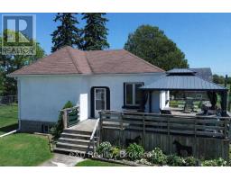 125 LAKE DRIVE - 33