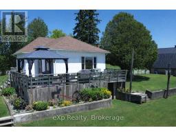 125 LAKE DRIVE - 34