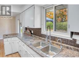 470 7TH STREET - 21
