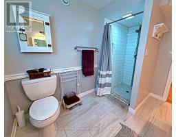 524 LYNDEN CRESCENT - 21