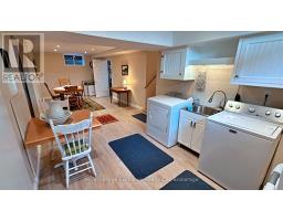 524 LYNDEN CRESCENT - 28
