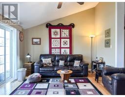 22 ALGONQUIN LANE - 15