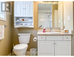 22 ALGONQUIN LANE - 25