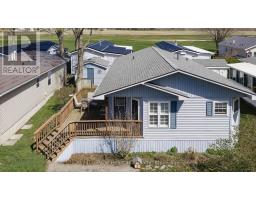 22 ALGONQUIN LANE - 3