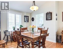 22 ALGONQUIN LANE - 6