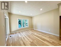15 NYAH COURT - 5